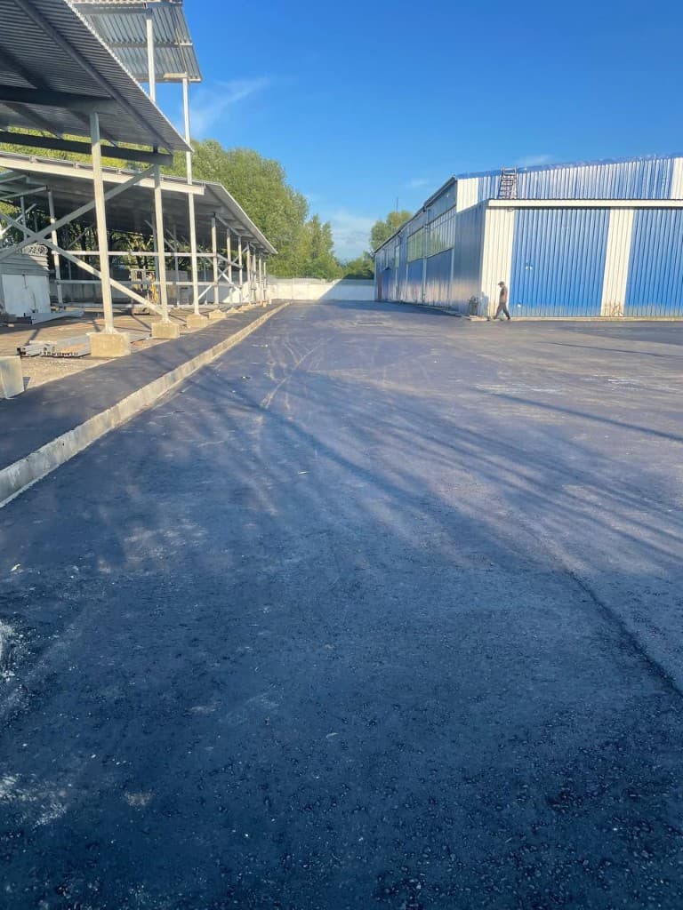 Наши работы по асфальтированию и дорожным работам — фото 20