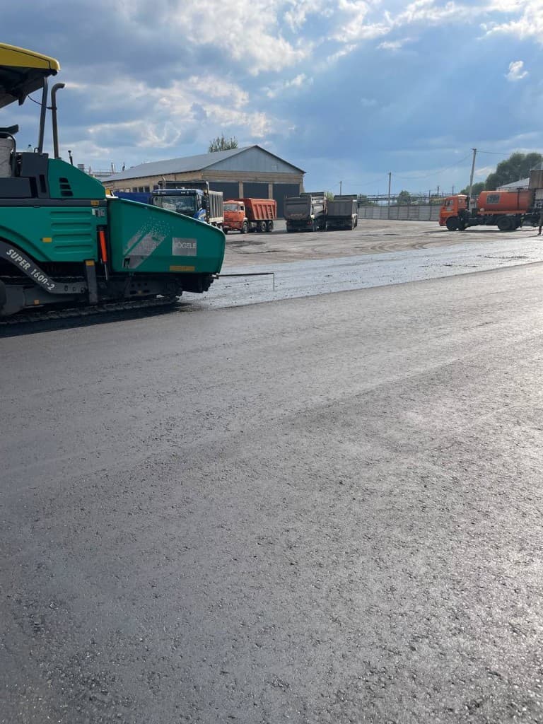 Наши работы по асфальтированию и дорожным работам — фото 27