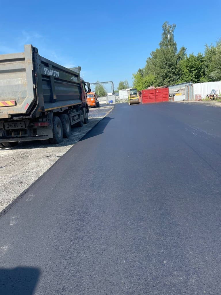 Наши работы по асфальтированию и дорожным работам — фото 28