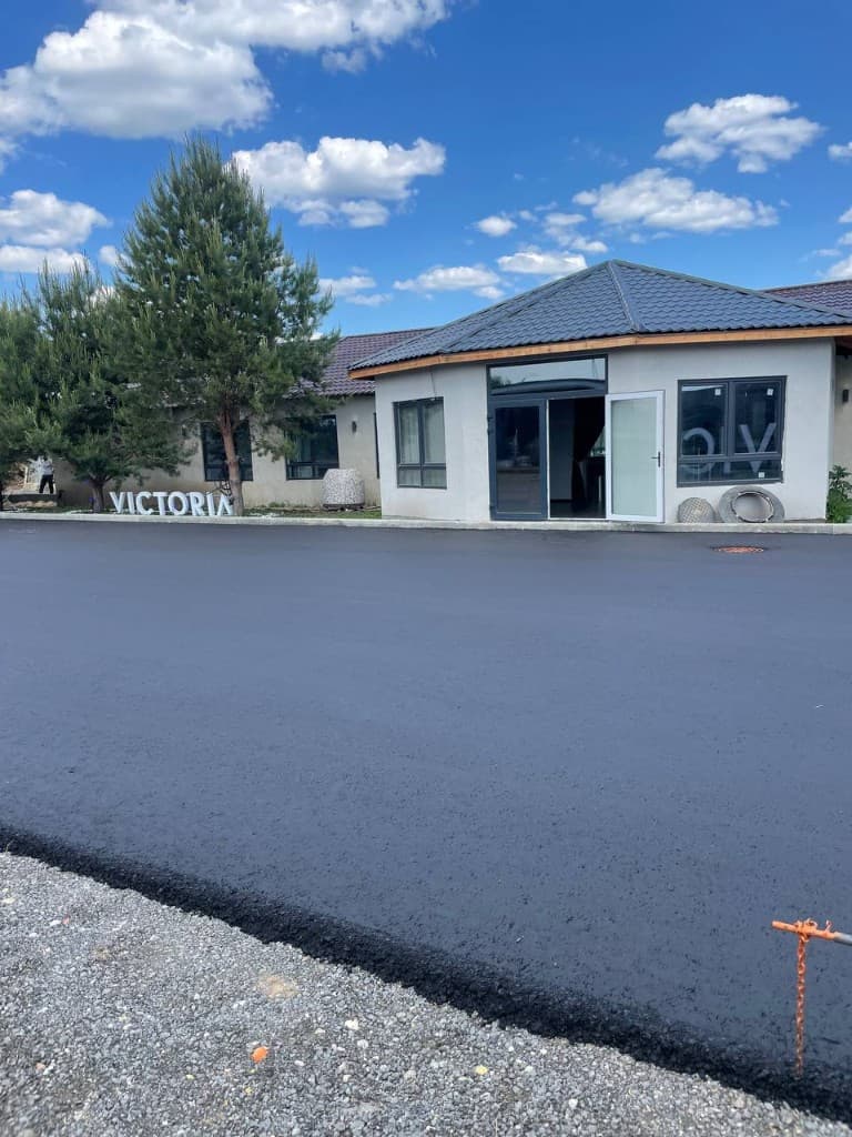 Наши работы по асфальтированию и дорожным работам — фото 40